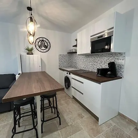 Logement T2 Au Coeur Du Village * Gruissan