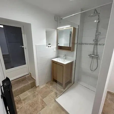 Logement T2 Au Coeur Du Village Apartman Gruissan