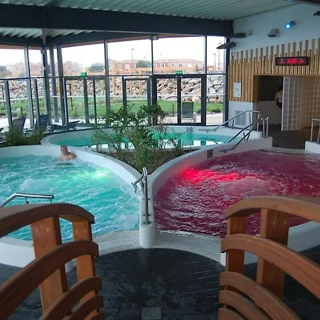 Logement T2 Au Coeur Du Village Gruissan
